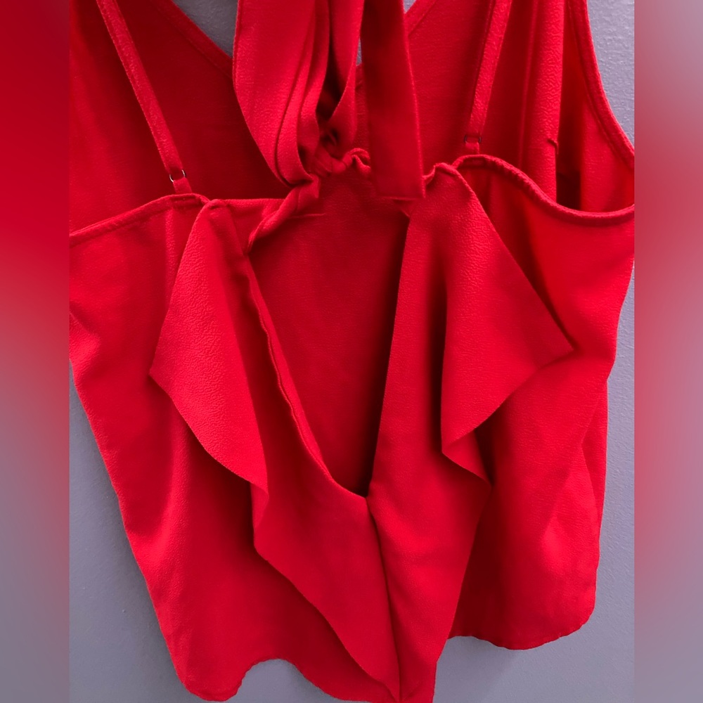 Forever 21 Dressy Red Tank with Back Bow - Picture 3 of 4
